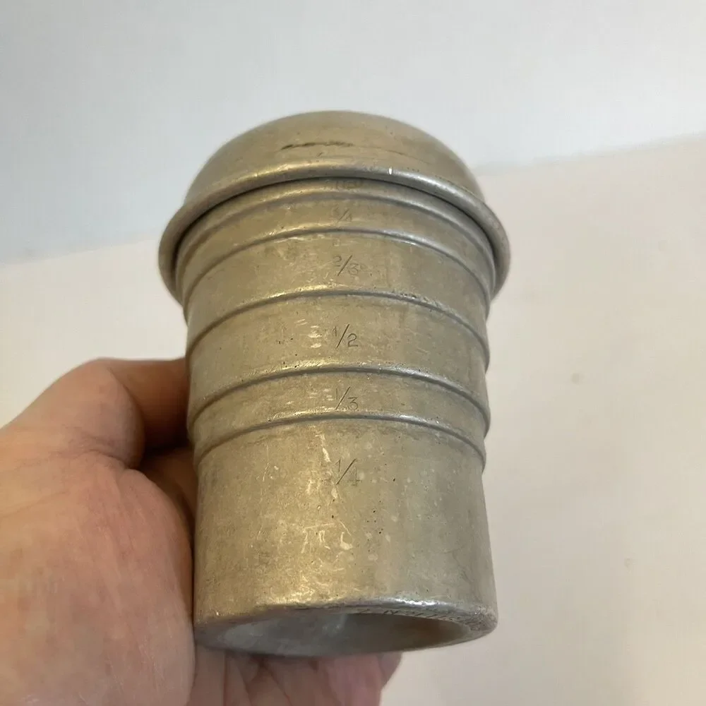 Vintage Swirl Mixer Aluminum 6 Line I Cup Measuring Cup Lidded Shaker Vtg